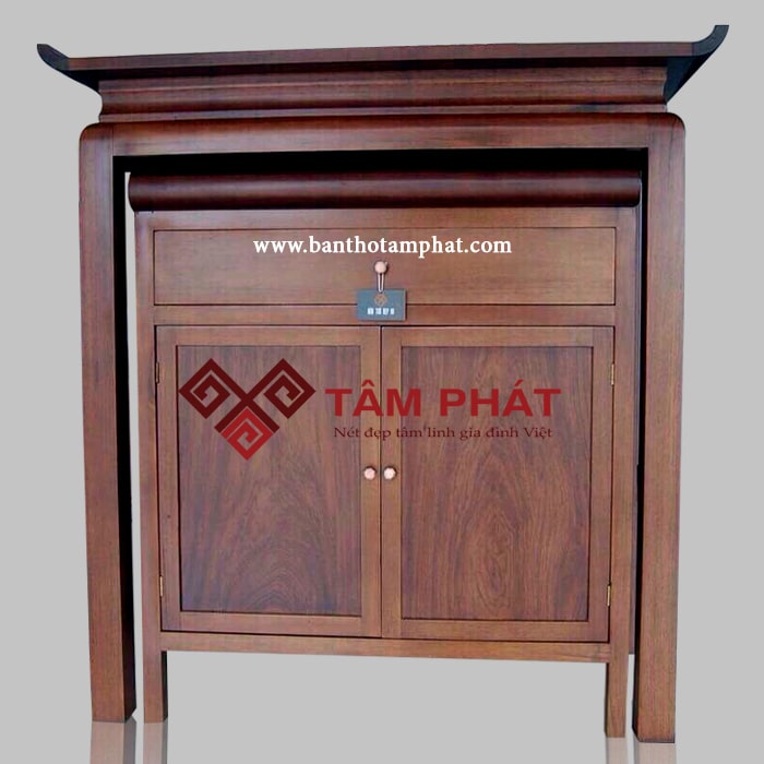 Bàn thờ gỗ Tâm Phát BT-1021 mang kiểu dáng chữ Thọ độc đáo, ấn tượng