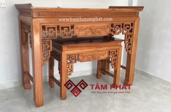 Mẫu bàn thờ Tâm Phát
