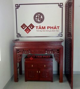 Mẫu bàn thờ đứng hiện đại kết hợp tủ dưới tiện lợi