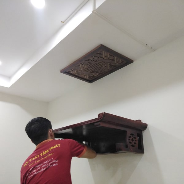 Bàn thờ treo tường mẫu TT2012 Tâm Phát