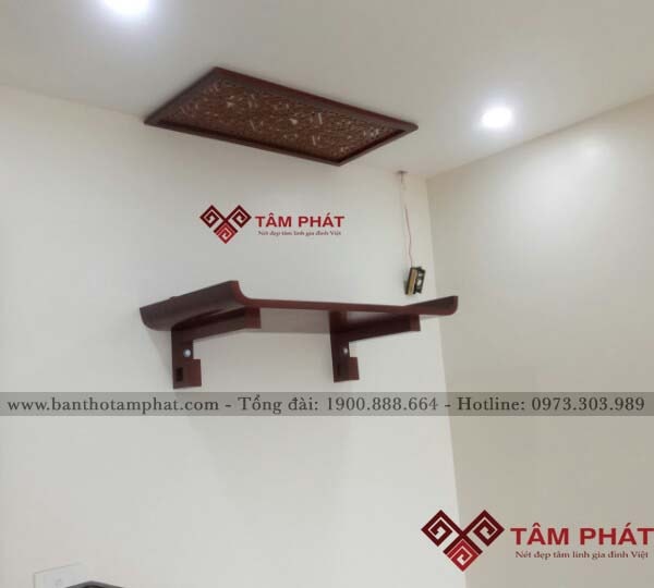 Bàn thờ treo tường gỗ Gụ TTG2048