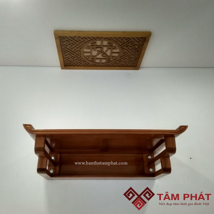 Bàn thờ treo tường gỗ Mít mẫu TTM2025