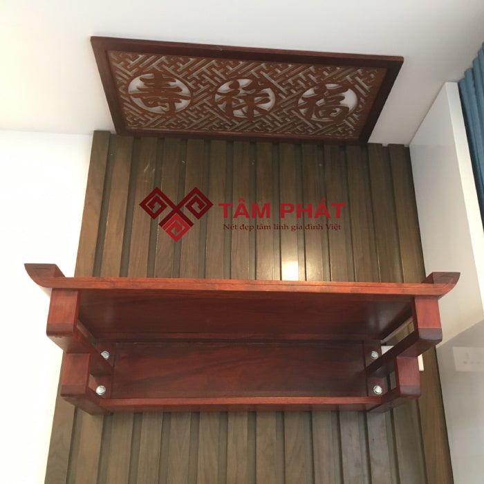Bàn thờ treo tường gỗ Hương mẫu TTH2038