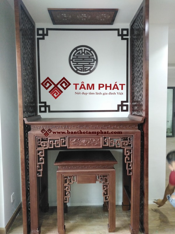 Bàn thờ Bt-1006 kích thước 61x127 gỗ Gụ