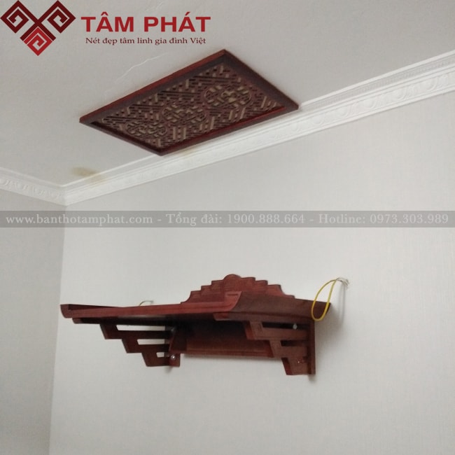 Mẫu bàn thờ treo tường đẹp TT2050