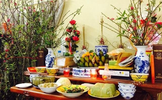 Các loài hoa không nên cắm trên bàn thờ