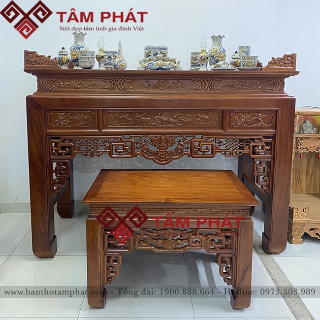 Bàn thờ gỗ Gõ mẫu BT-1082 sang trọng tuyêt đẹp
