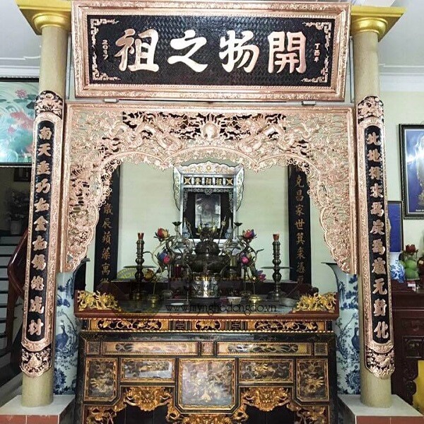 Cách treo hoành phi, câu đối cho nhà thờ họ
