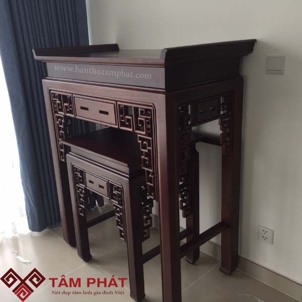 Thiết kế bàn thờ tinh tế, mẫu mã sang trọng bắt mắt Thiết kế bàn thờ tinh tế, mẫu mã sang trọng bắt mắt