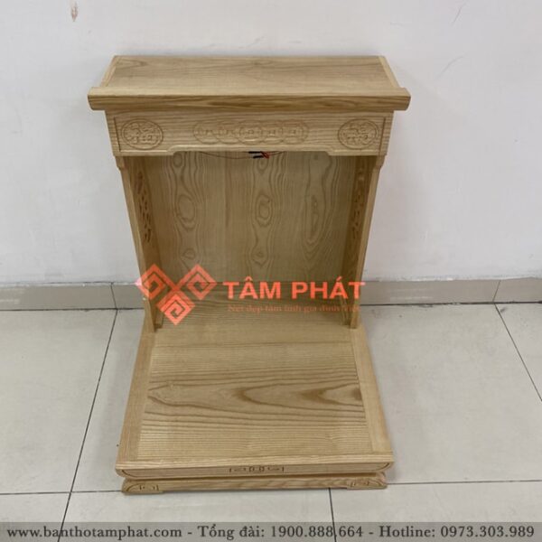 Bàn thờ thần tài hiện đại màu sáng sồi