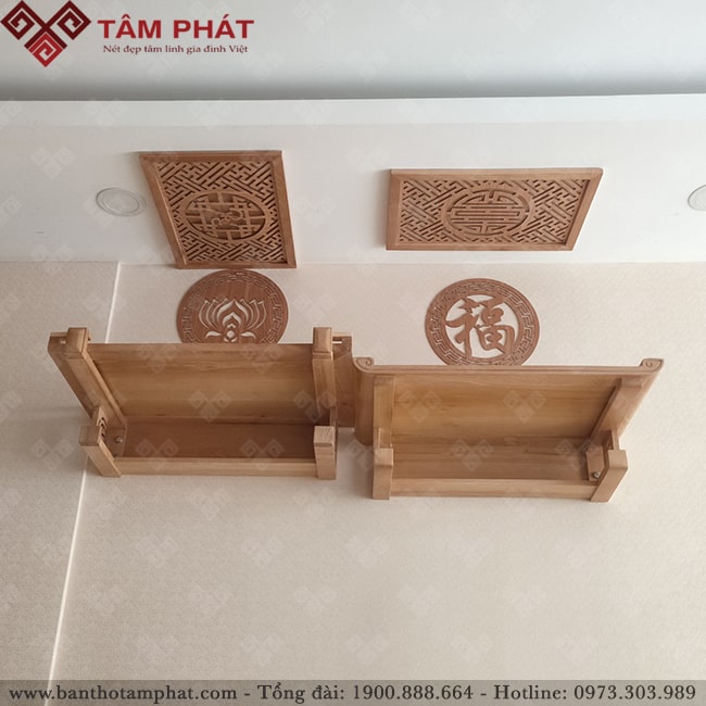 Bàn thờ treo tường 2 cấp đa dạng màu sắc Bàn thờ treo tường 2 cấp đa dạng màu sắc