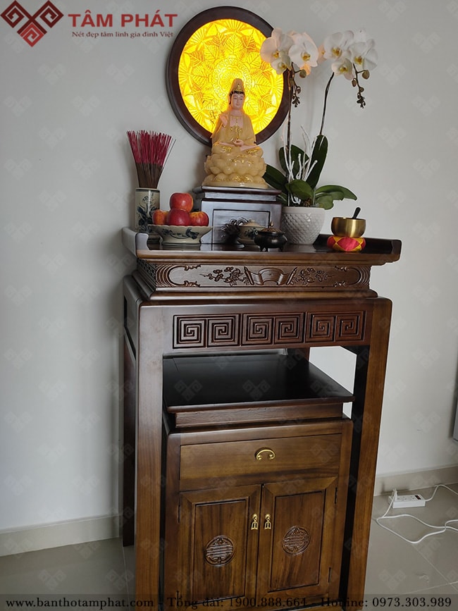 Mẫu Bàn thờ Phật đẹp BT-1106 toát lên vẻ đẹp linh thiêng cho nơi thờ cúng