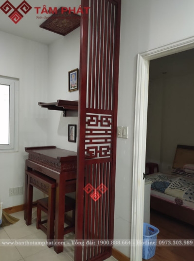 Chọn mua bàn thờ có mẫu mã hiện đại, sang trọng