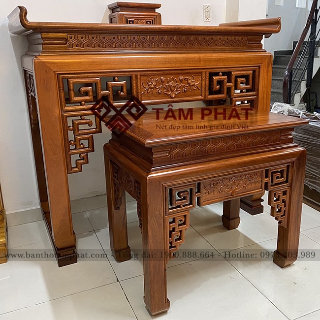 Bàn thờ được giao tới nhà Bàn thờ được giao tới nhà