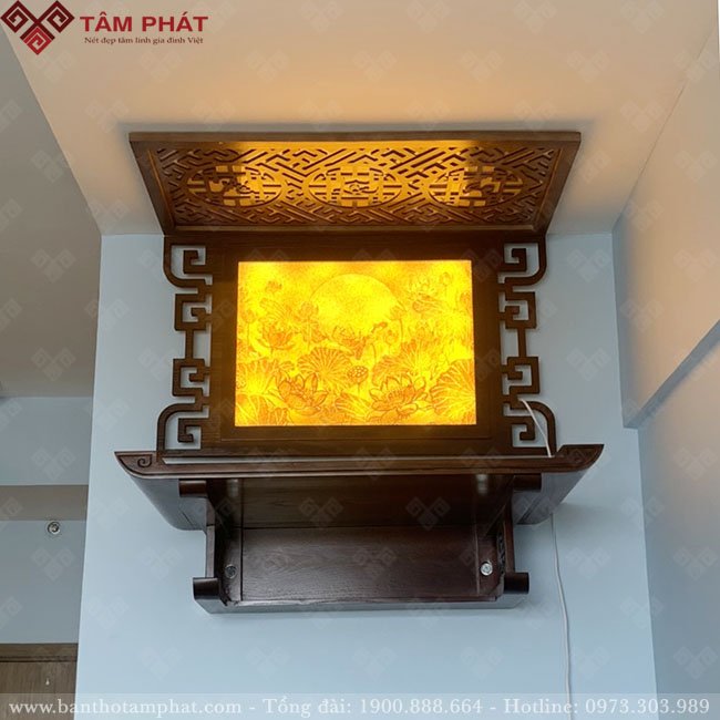 Bàn thờ treo tường và tranh sen trúc chỉ mẫu TT2067