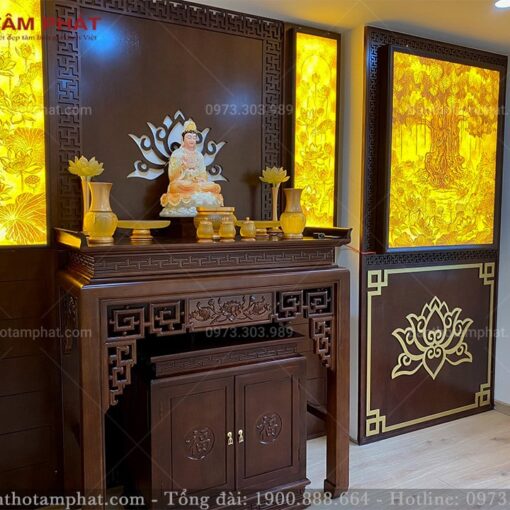 Phòng thờ gia tiên và thờ Phật