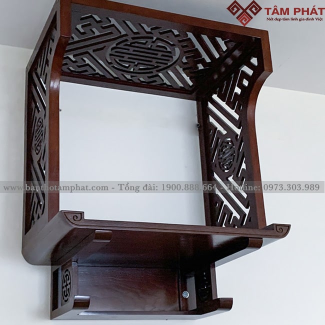 Bàn thờ treo tường có nhiều kích thước phù hợp mọi không gian