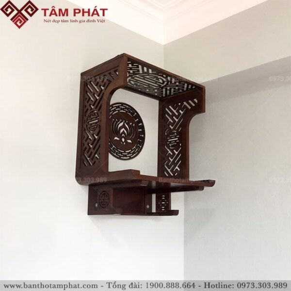 Bàn thờ treo có vách ngăn