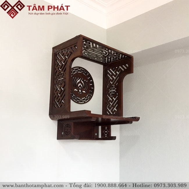 Bàn thờ treo có vách ngăn