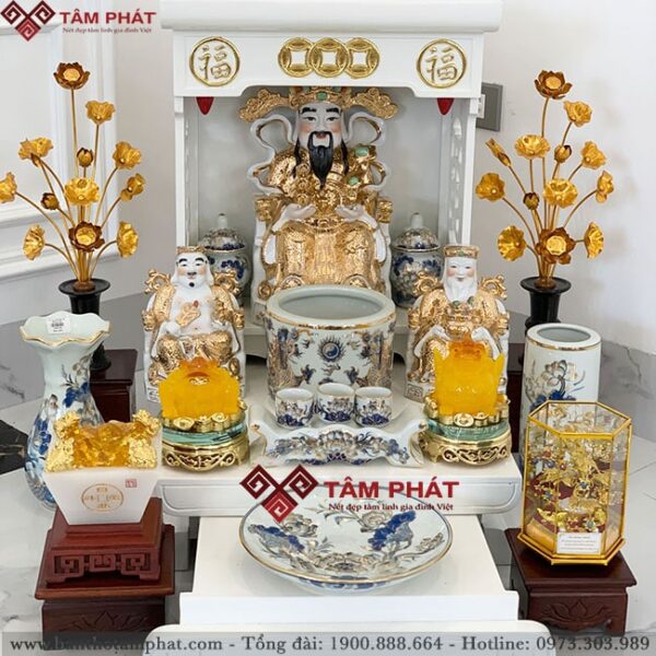 Cách sắp xếp bàn thờ thần tài