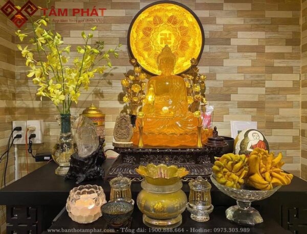 Tranh trúc chỉ chữ Vạn được sử dụng nhiều trong không gian Phật giáo