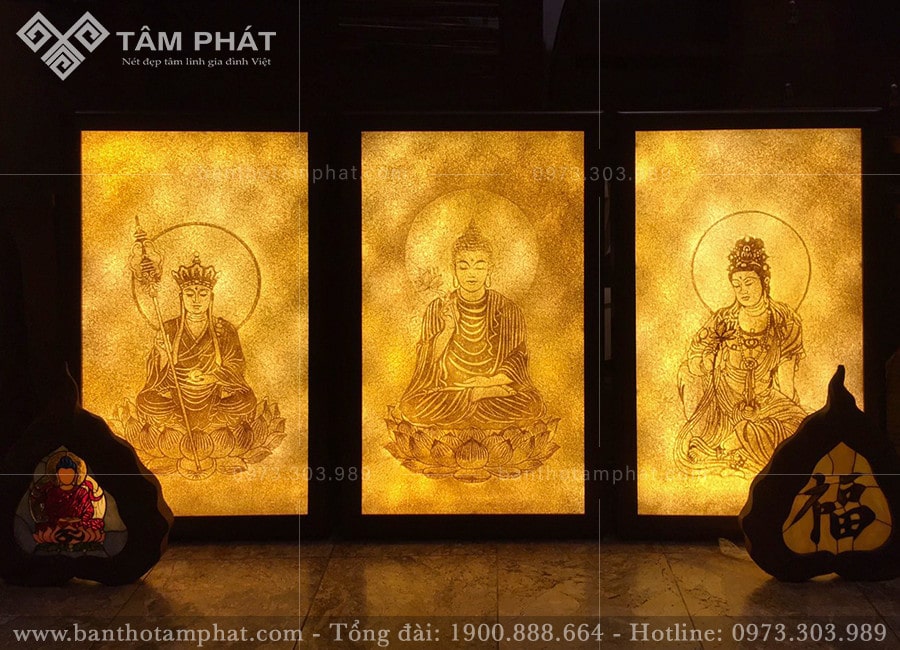 Tranh Tam Thế Phật được làm bằng trúc chỉ tuyệt đẹp