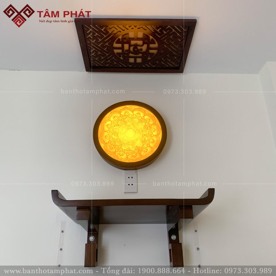 Bàn thờ treo tường nhỏ 1 Bàn thờ treo tường nhỏ mẫu TT2068 Tâm Phát đẹp hiện đại