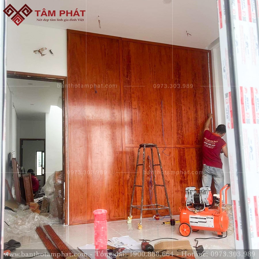 Thi công lắp đặt phòng thờ