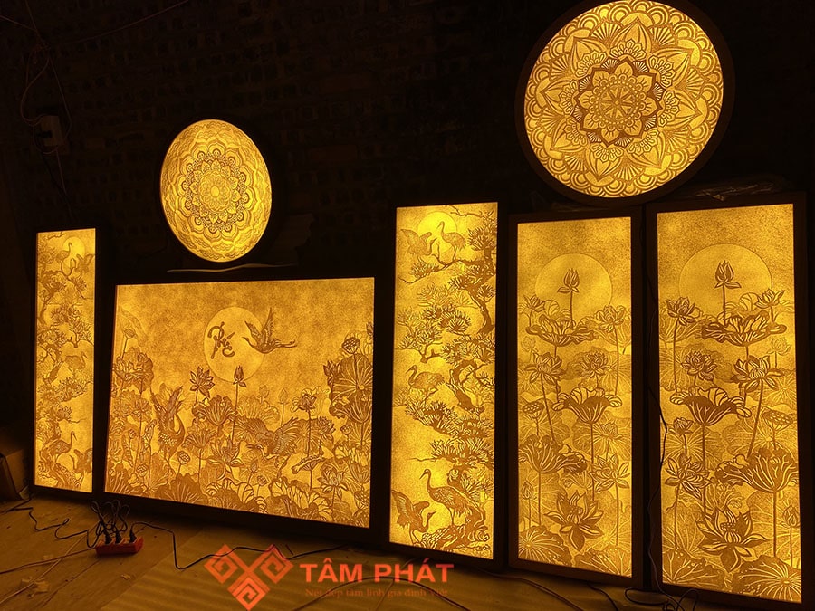 Tranh trúc chỉ phòng thờ thiết kế đa dạng