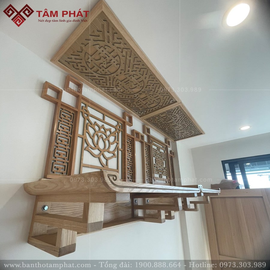 Bàn thờ treo tường 2 tầng mẫu TT2075 được trang trí đẹp, hài hòa Bàn thờ treo tường 2 tầng mẫu TT2075