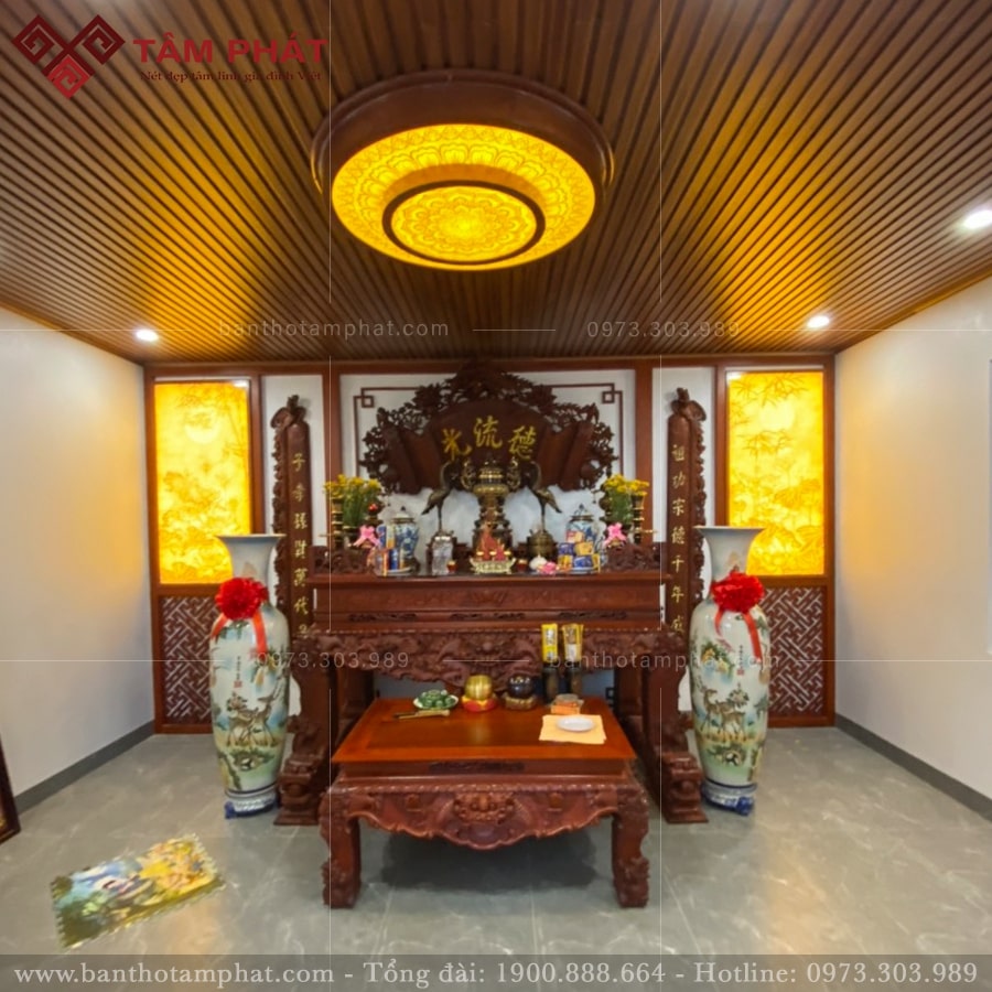 Sập thờ thường được sử dụng trong phòng thờ riêng Sập thờ thường được sử dụng trong phòng thờ riêng