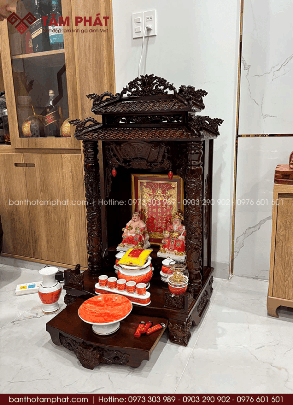 Bàn Thờ Ông Địa Mái Chùa Tâm Phát