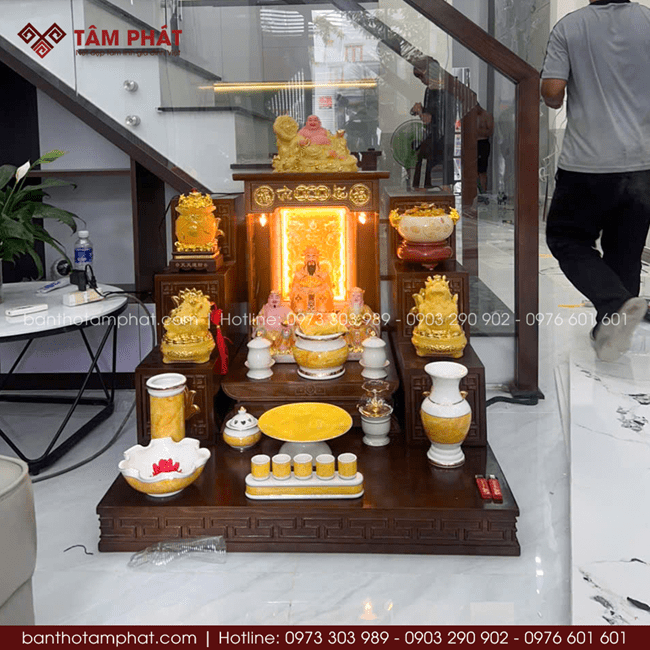 Bàn thờ ông địa thần tài sang trọng hiện đại BTT-3341 1 Bộ Bàn thờ Ông Địa Thần Tài hiện đại BTT-3341