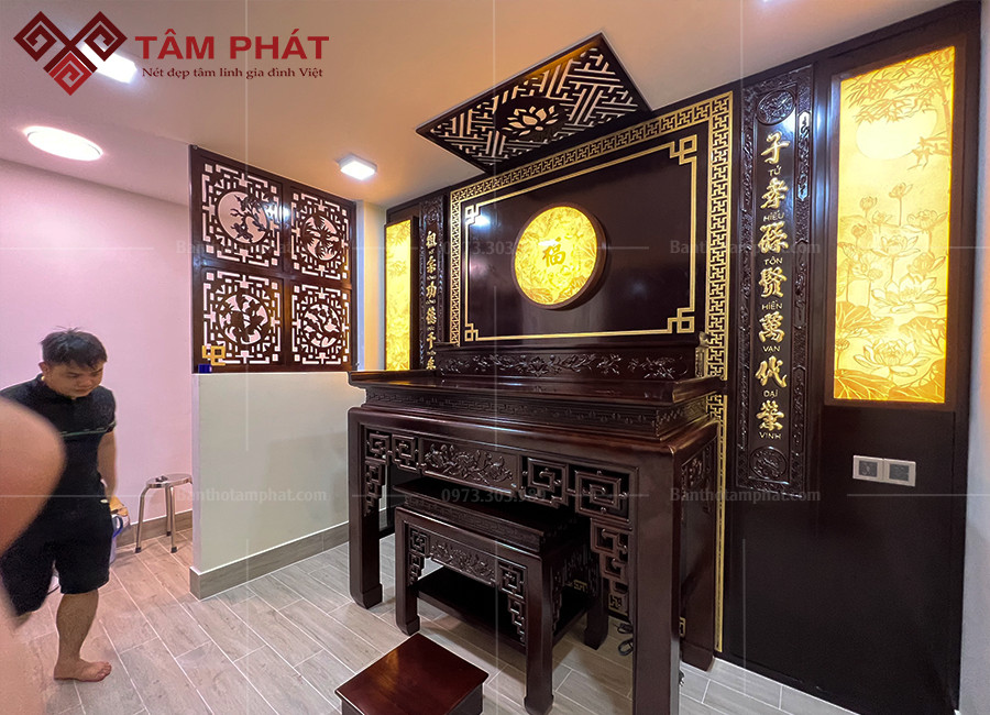Phòng thờ gia tiên BT-1270 kết hợp vách ngăn cửa sổ thoáng