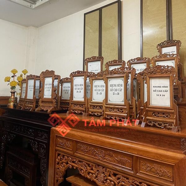 Khung ảnh thờ Tâm Phát cung cấp đa dạng về kích thước