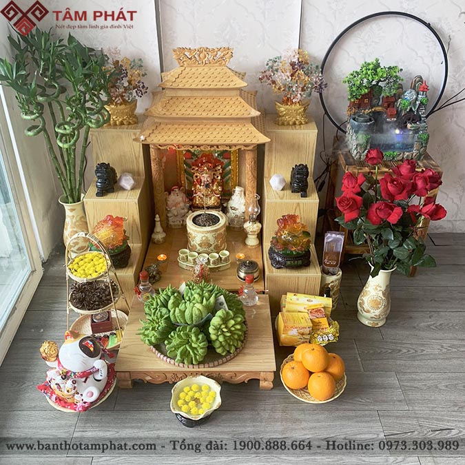 Vật phẩm thờ cúng trên bàn thờ Ông Địa Thần Tài