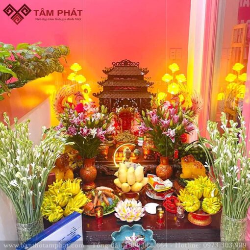 Lựa chọn ngày tốt để lau dọn bàn thờ ông địa thần tài
