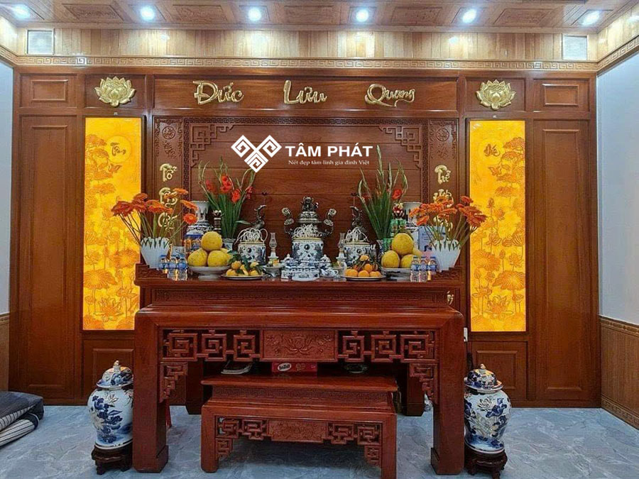 Thi công lắp đặt phòng thờ gia tiên kích thước lớn mẫu BT-1555