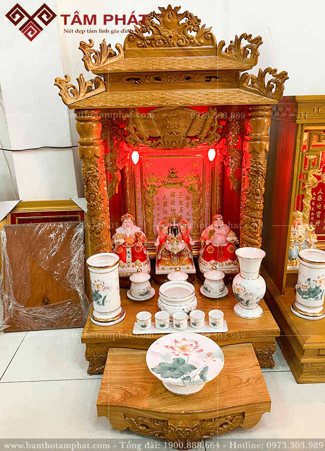 Sắp xếp bàn thờ Ông Địa