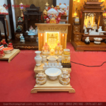 Mẫu bàn thờ Thần Tài được Tâm Phát thiết kế mái bằng hiện đại
