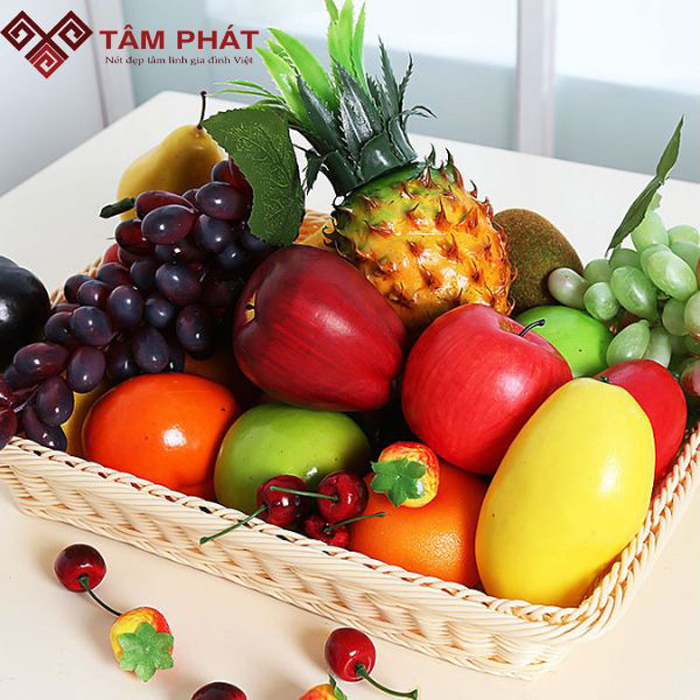 Không dùng trái cây giả cúng Ông Địa bởi dễ hao tổn tài lộc