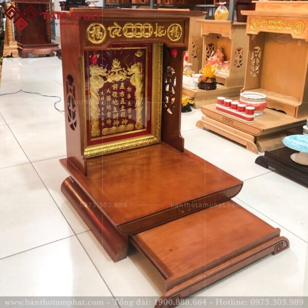 Khung nhôm tĩnh điện, mặt kính bảo vệ an toàn.