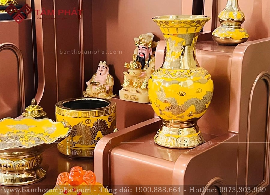 Nhận kí gửi đi tỉnh và nước ngoài nhanh chóng, tận tình.