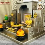 Trọn bộ bàn thờ đơn giản kèm đôn tam cấp 2 bên và bục đế.