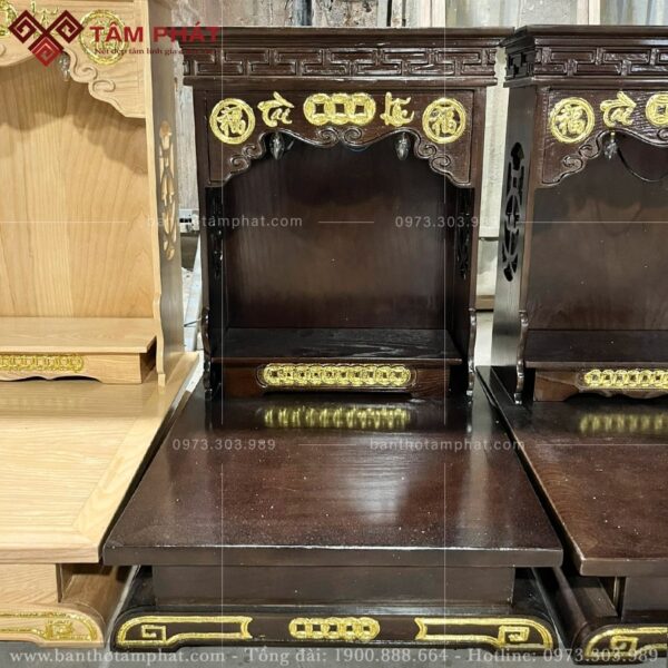 Nổi bật với họa tiết dát vàng sang trọng.
