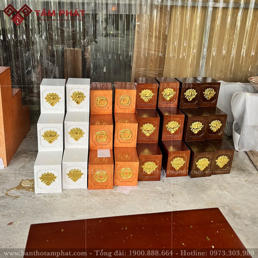 Cặp đôn tam cấp 2 bên bàn thờ Thần Tài mẫu BTT-3366