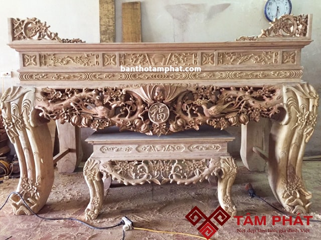 Sập thờ gỗ Gụ đang hoàn thiện mộc Sập thờ gỗ Gụ đang hoàn thiện mộc