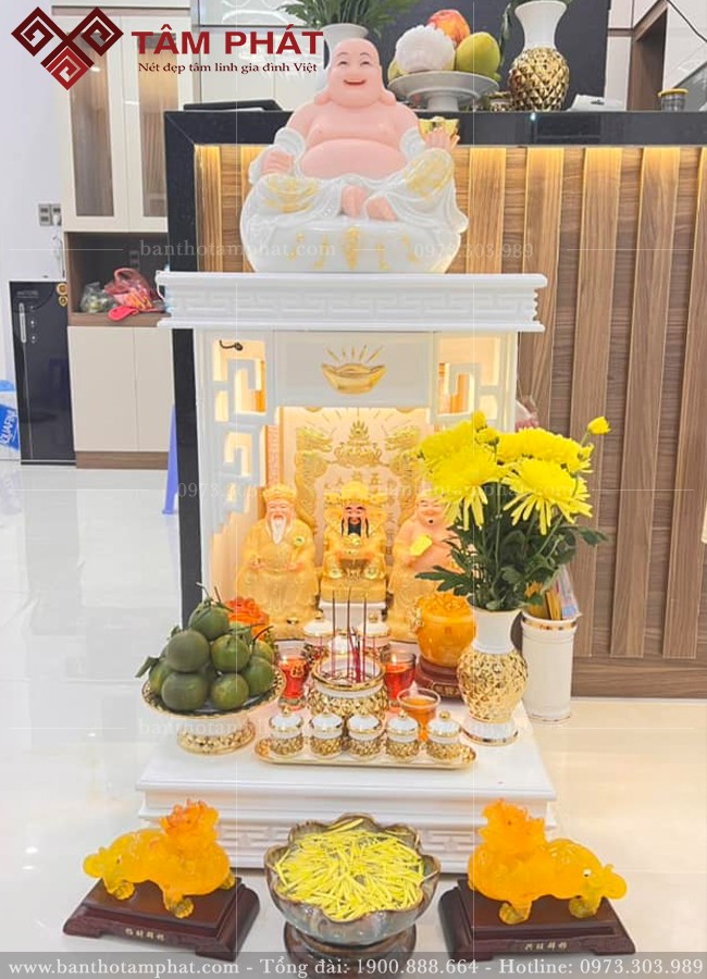 Sắp xếp bàn thờ Thần Tài Thổ Địa