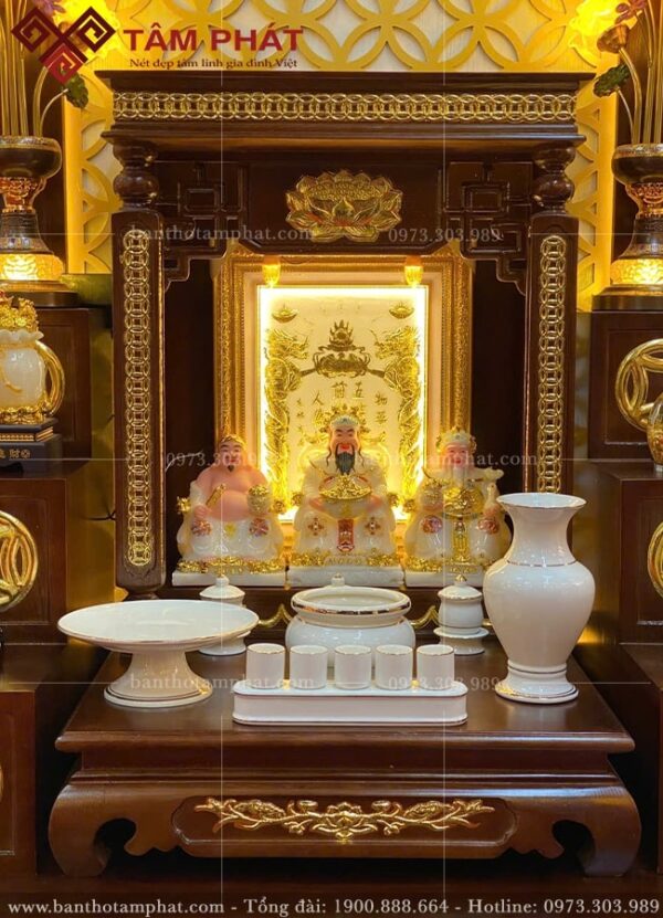 Combo vật phẩm thờ màu trắng trang nhã.