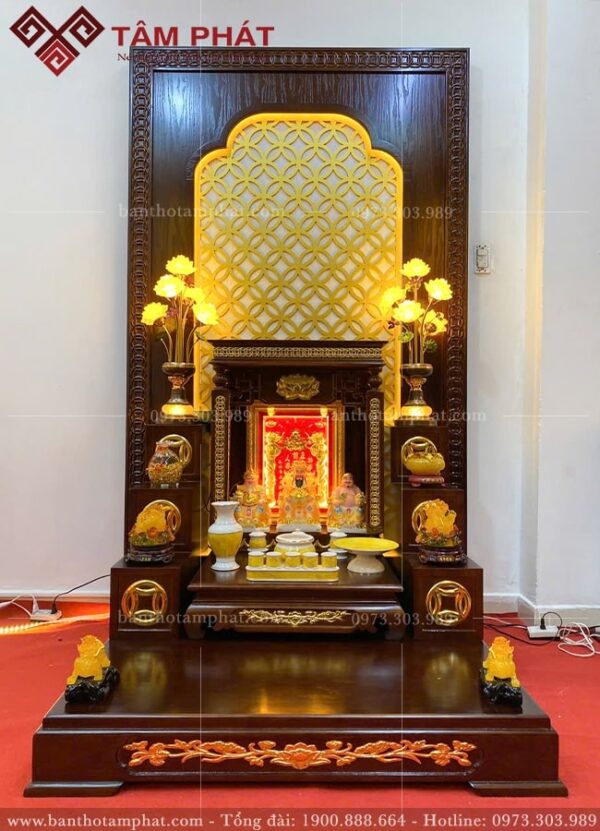 Combo đồ thờ màu vàng thu hút tài lộc, may mắn.